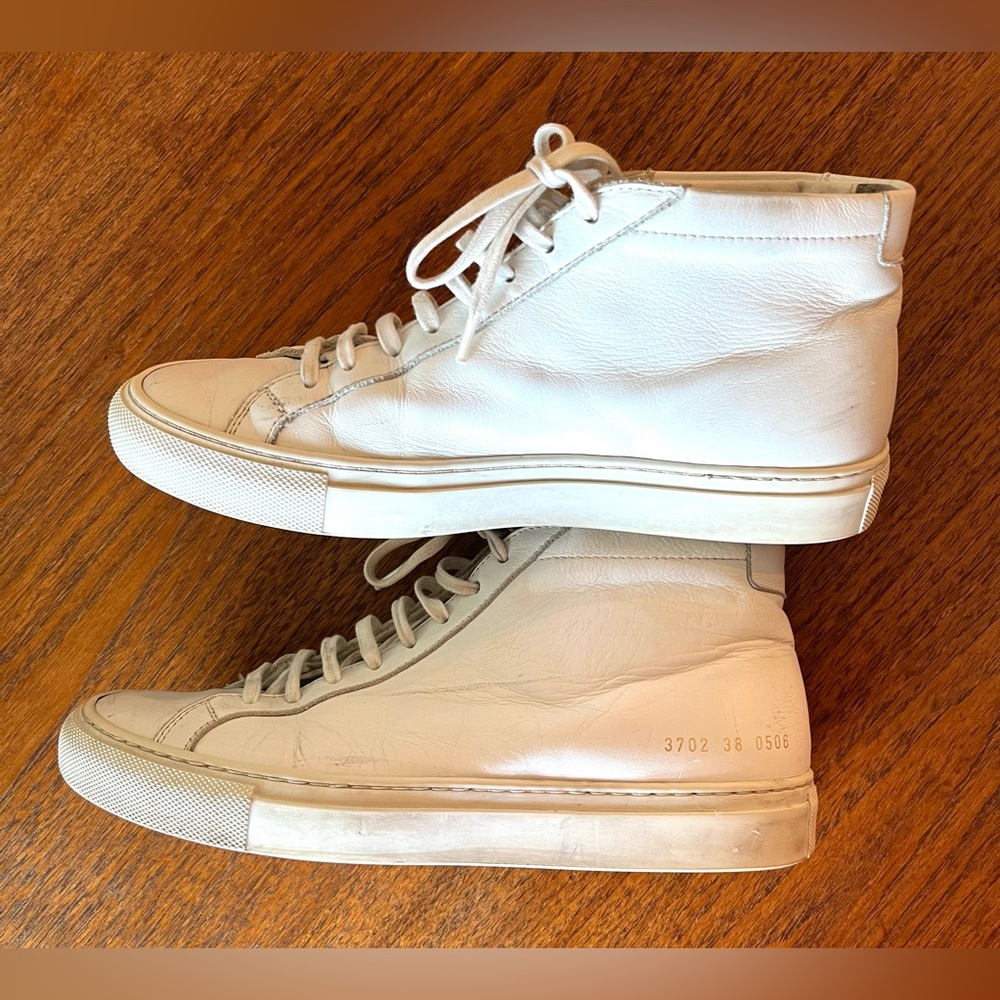 COMMON PROJECTS
Original Achilles Mid Sneakers in White. Size 38 Women’s. - Picture 2 of 9